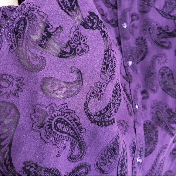 Ariat Western Long Sleeve Button Down Paisley Shirt - Picture 5 of 8